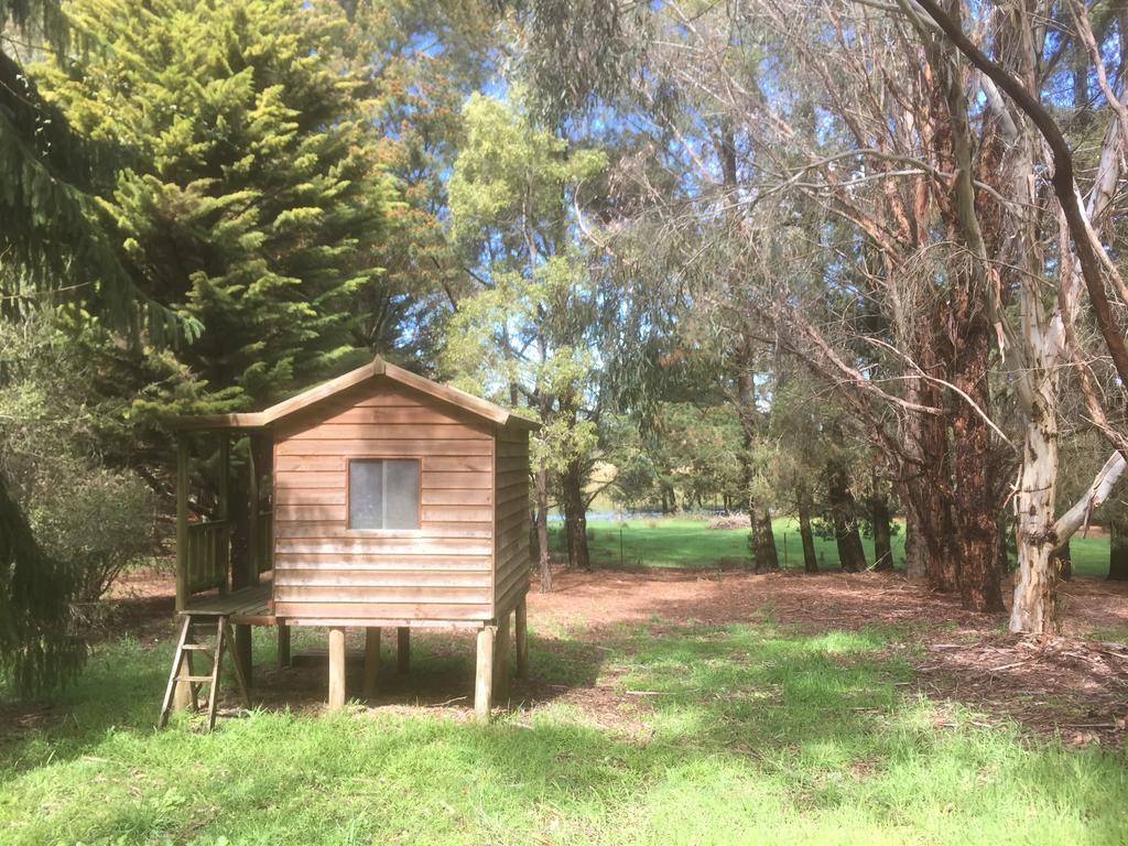 Helen'S Homestead Enfield エクステリア 写真