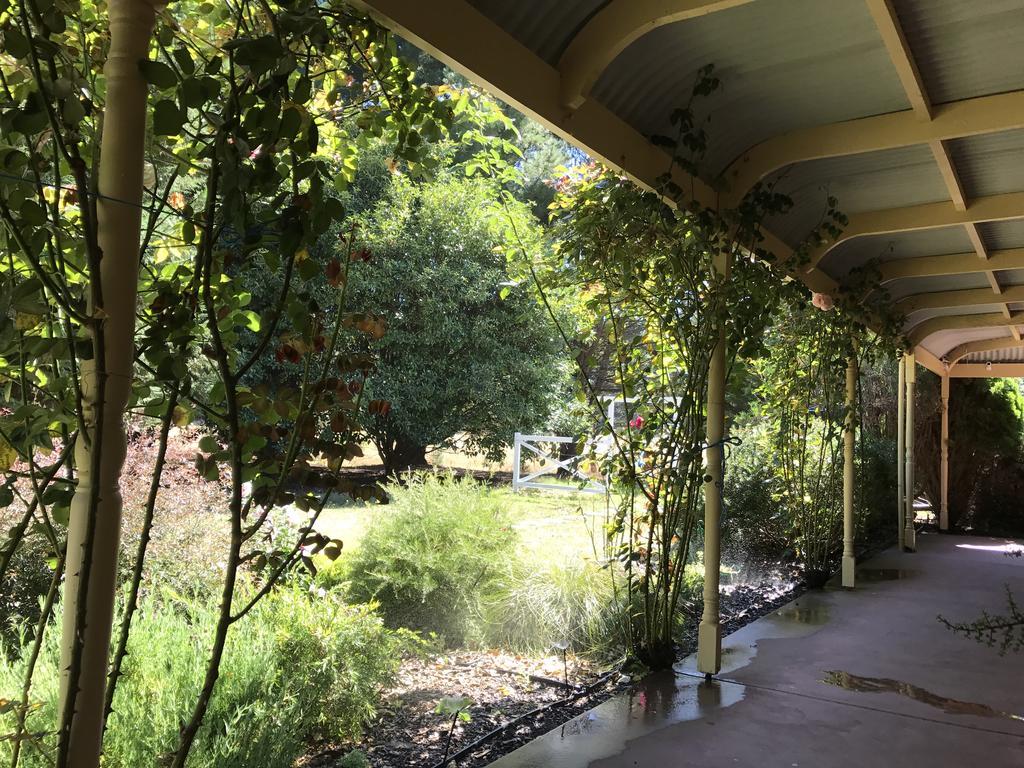 Helen'S Homestead Enfield エクステリア 写真