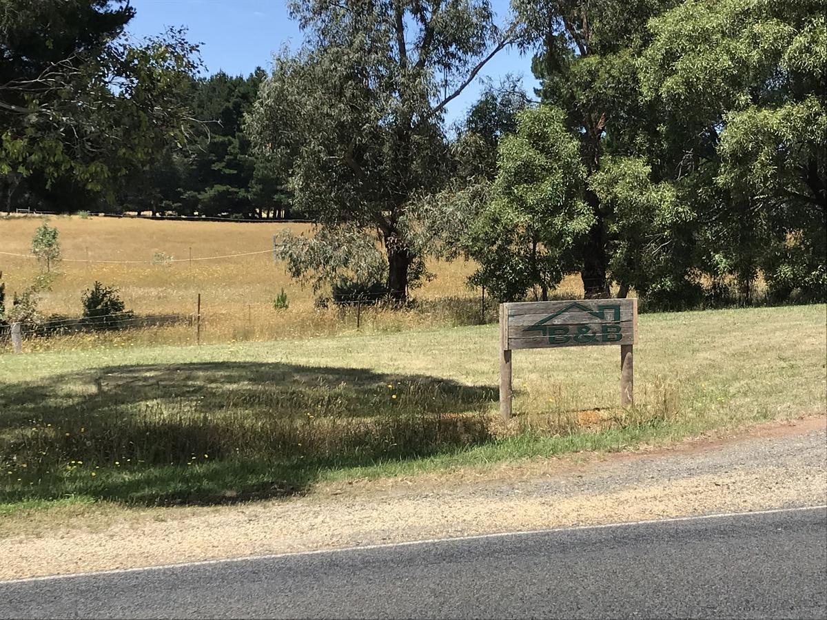 Helen'S Homestead Enfield エクステリア 写真